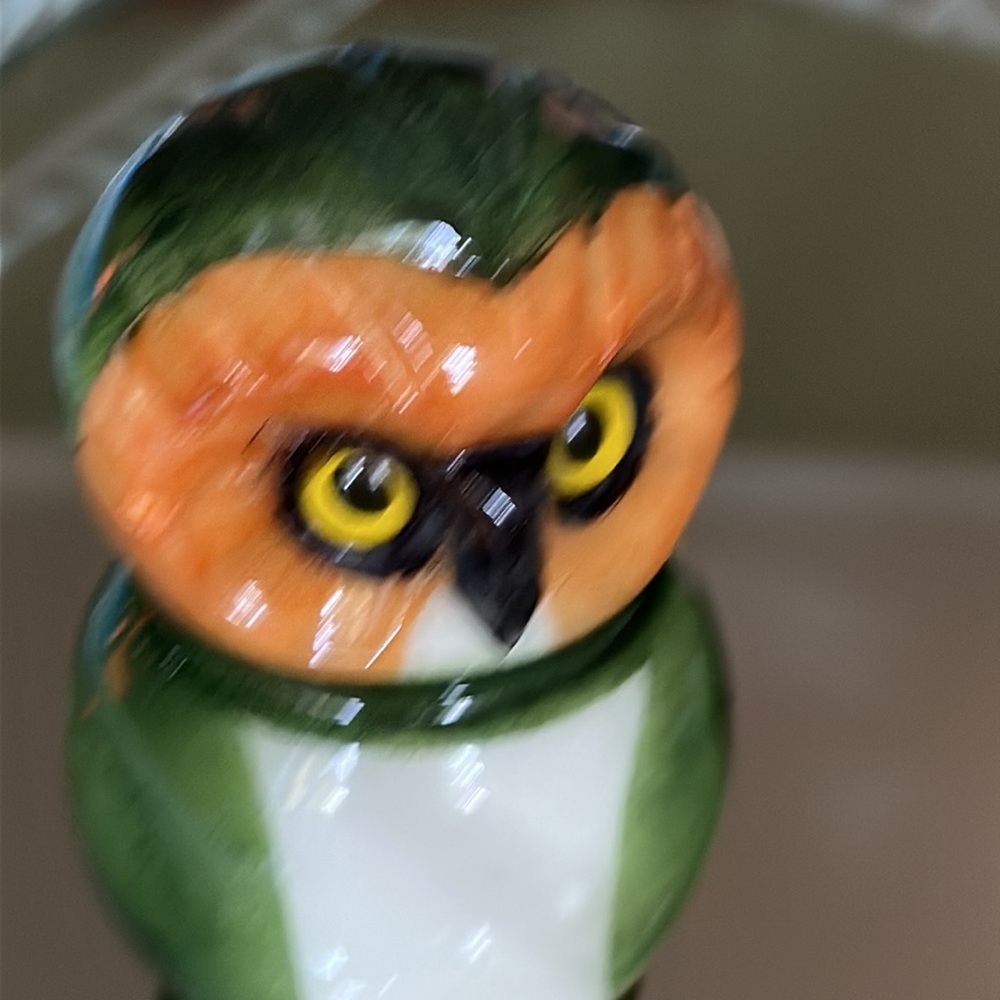 Adorable Owl Alabaster Paper Weight - Picture 2 of 8